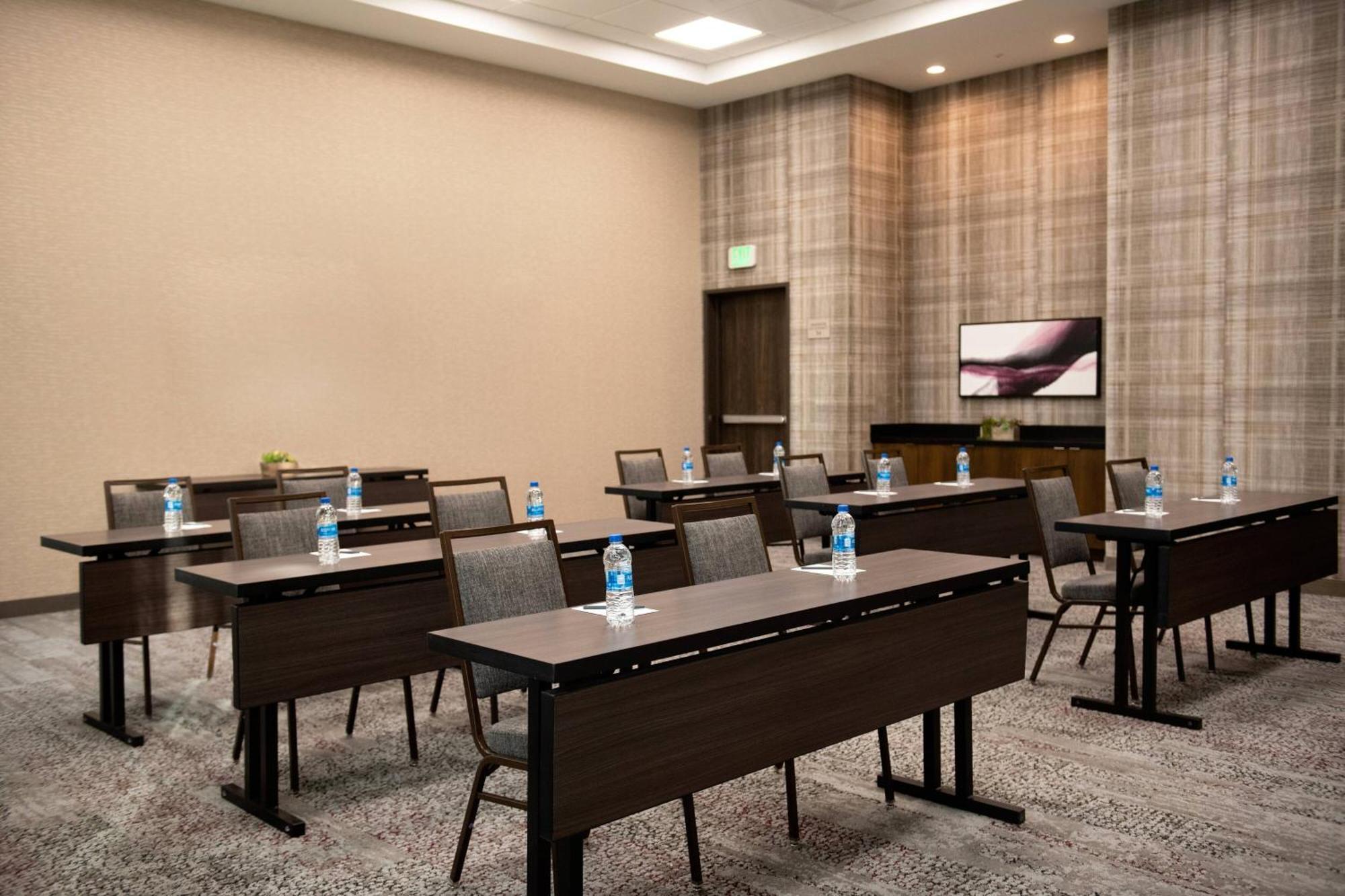Courtyard By Marriott Mesa At Wrigleyville West Εξωτερικό φωτογραφία