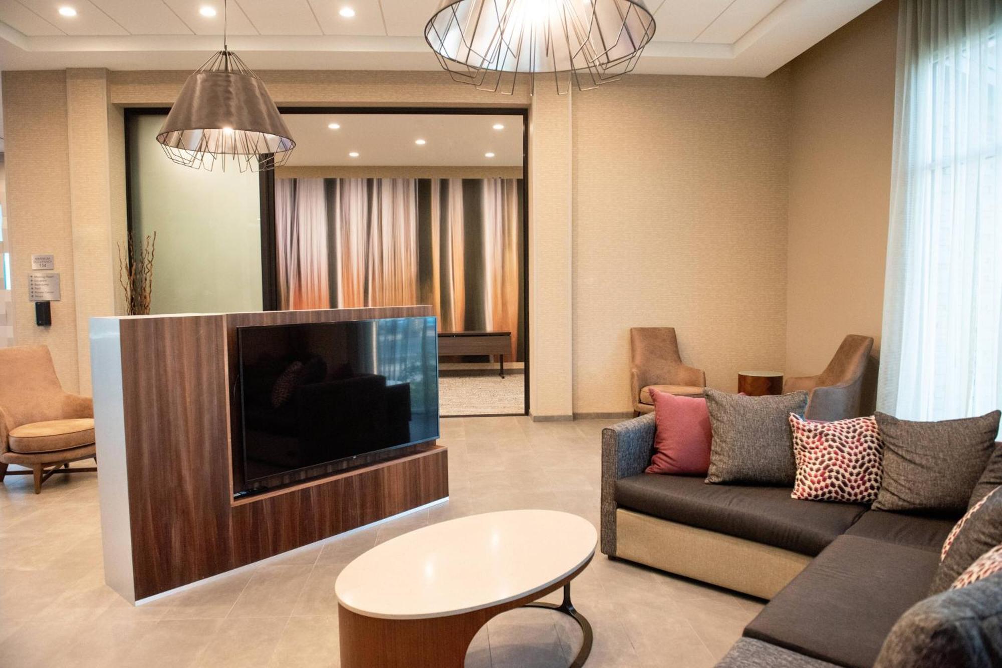 Courtyard By Marriott Mesa At Wrigleyville West Εξωτερικό φωτογραφία